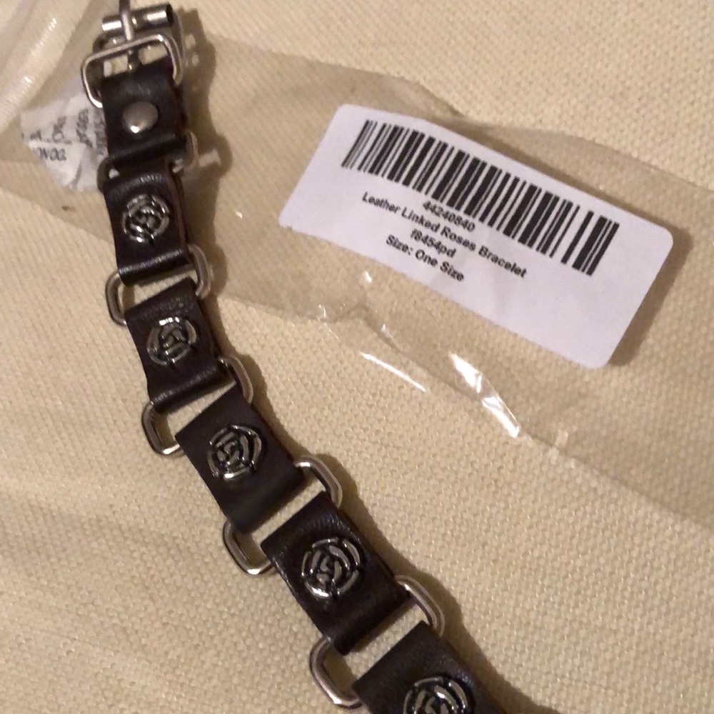 Leather Linked Roses Bracelet - Picture 2 of 3